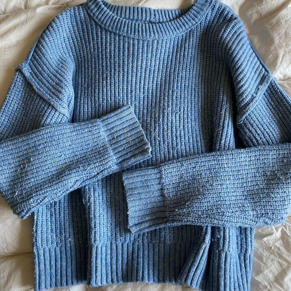 American Eagle Light Blue Sweater